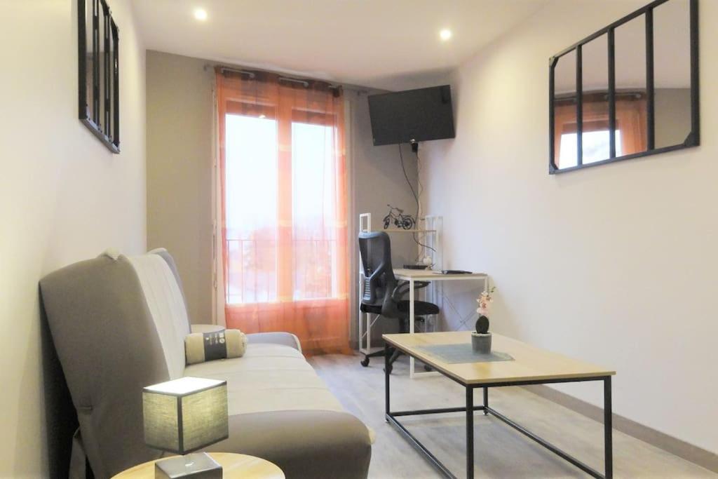 Le Belvedere Dernier Etage Avec Terrasse Wifi Fibre Daire Tarbes Dış mekan fotoğraf